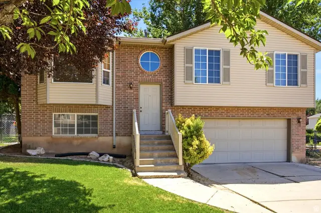 2087 W 1630 N, Clinton, UT 84015 - #1
