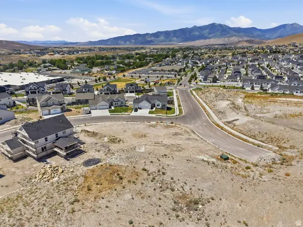 9602 N Bluebell Dr #401, Eagle Mountain, UT 84005