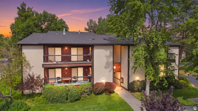 600 E Marshwood Ln #B, Murray, UT 84107 - #1