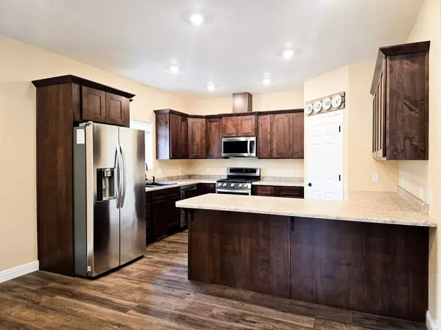 827 S 300 E, Monroe, UT 84754 - #2