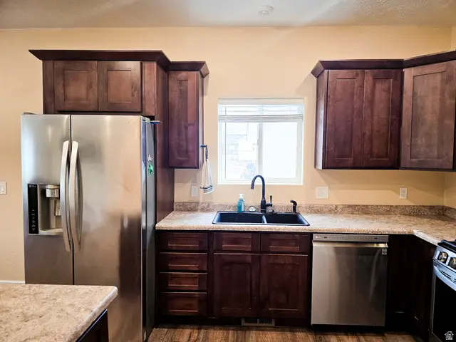 827 S 300 E, Monroe, UT 84754 - #3