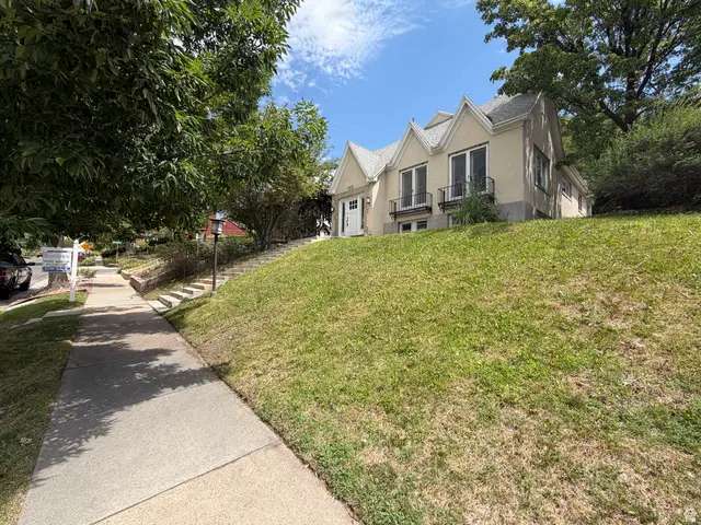 548 N Coumbus St W, Salt Lake City, UT 84103 - #3