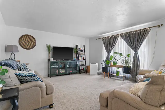 1352 W 2600 N, Clinton, UT 84015 - #3