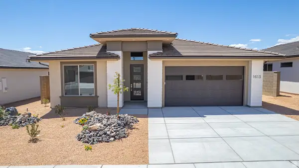 1613 N Ascent St #152, Washington, UT 84780