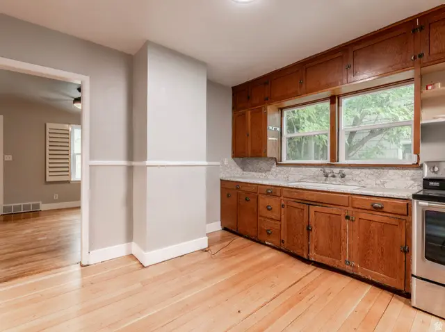 359 W 400 S, Provo, UT 84601 - #3