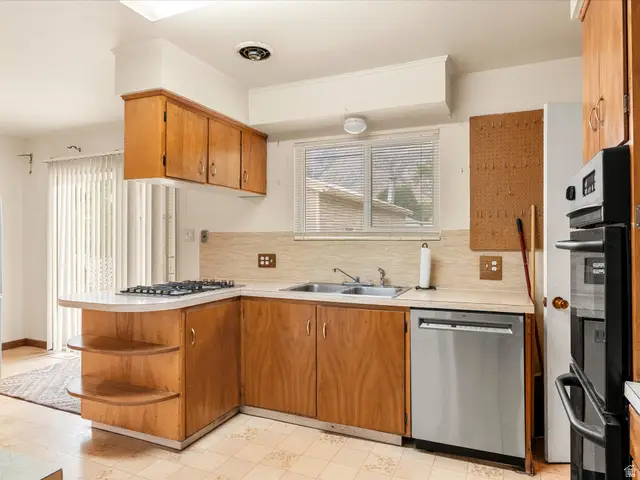 528 N 300 W, Brigham City, UT 84302 - #3