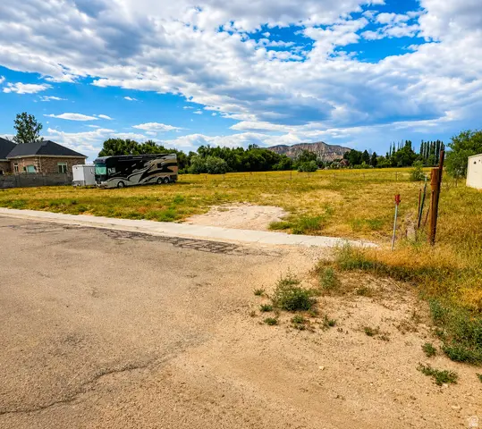 345 N 1250 W #8, Vernal, UT 84078