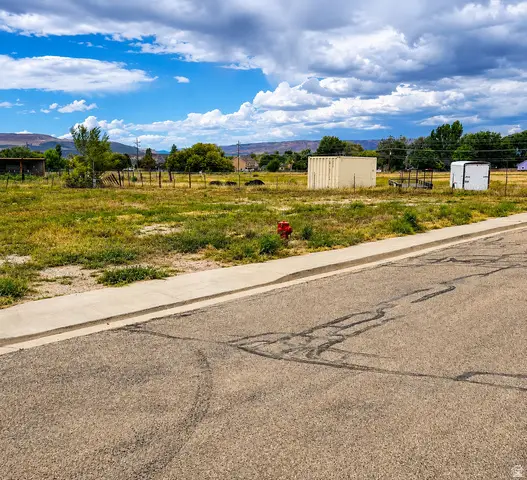 345 N 1250 W #8, Vernal, UT 84078 - #2