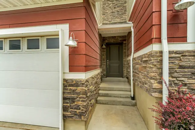 716 W Broad Stripes Dr, Bluffdale, UT 84065 - #2