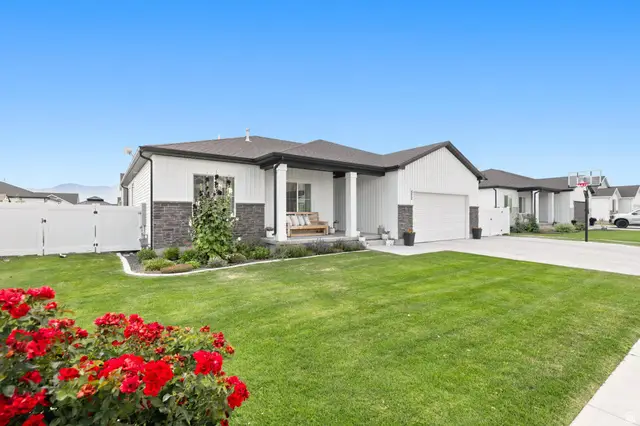 572 S 690 E, Hyrum, UT 84319 - #1