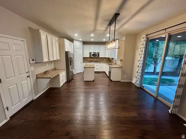 13144 S Brickshire Ln, Herriman, UT 84096 - #3