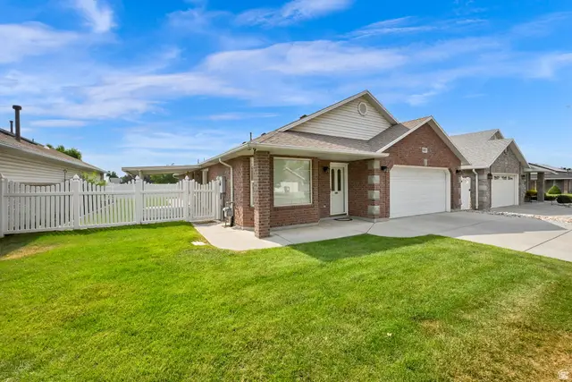 1661 N 865 W, Clinton, UT 84015 - #2