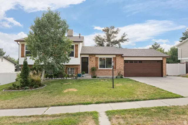 12152 S Cinnamon Ridge Rd, Sandy, UT 84094 - #2