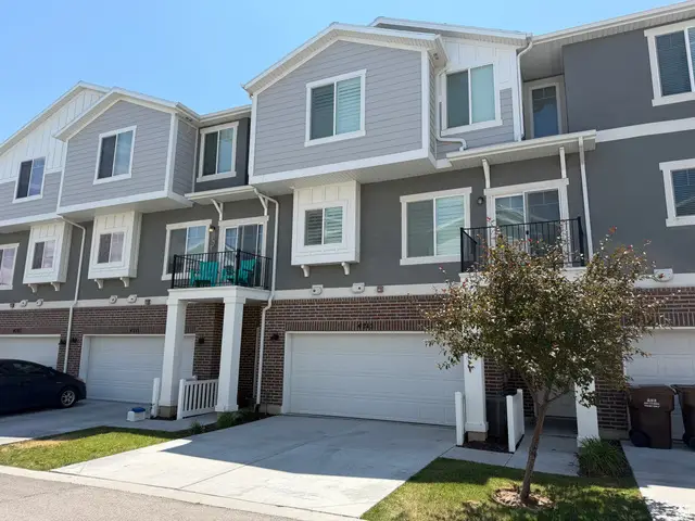 4215 W Silver Canyon Court St, Riverton, UT 84096 - #1