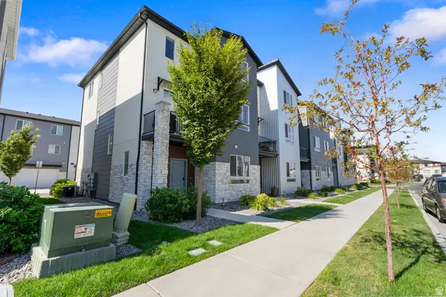 982 W 500 S, American Fork, UT 84003 - #3