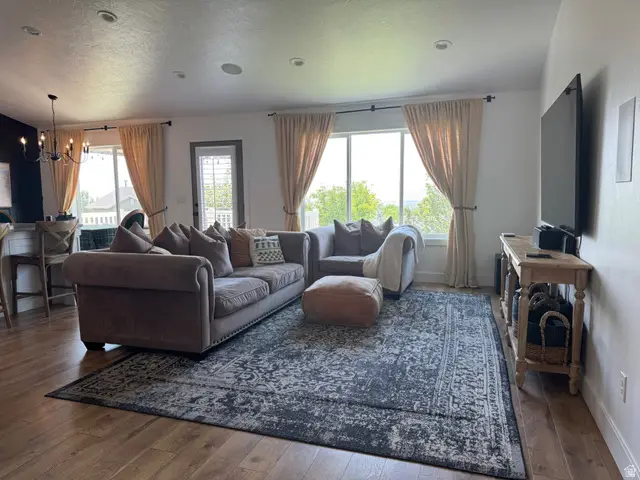 101 S 1200 E, Smithfield, UT 84335 - #3