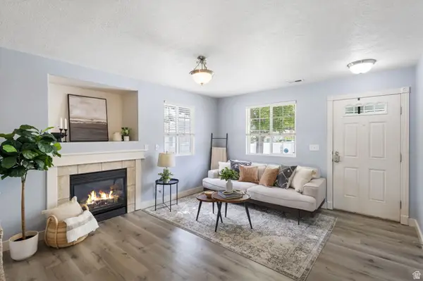 435 E Park Oak Pl, Murray, UT 84107