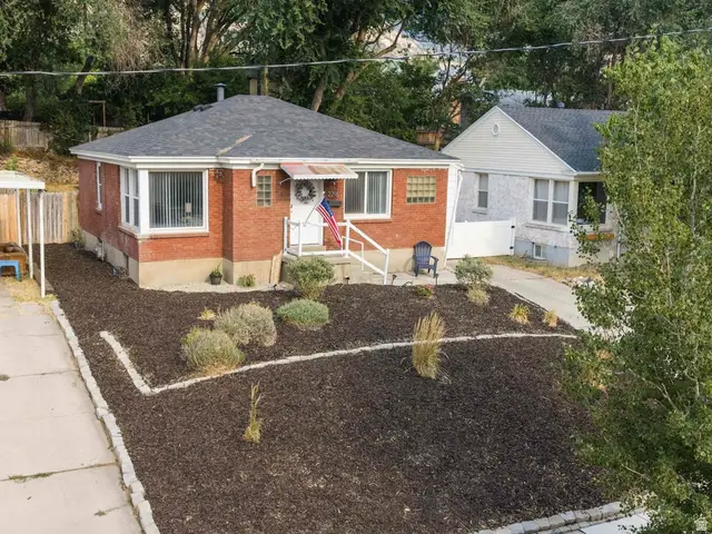 2216 S Polk Ave, Ogden, UT 84401 - #1
