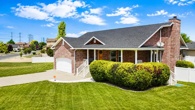 1133 S Bridgecreek Ln W, Layton, UT 84041 - #3