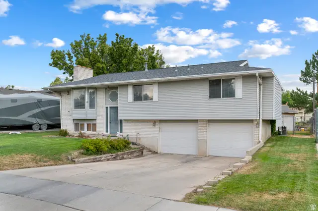 1204 W 10610 S, South Jordan, UT 84095 - #3
