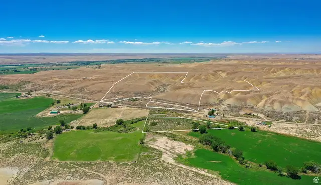 8264 E Brush Rd, Jensen, UT 84035 - #1