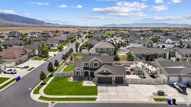 1576 E Lowe Peak Dr, Eagle Mountain, UT 84005 - #1