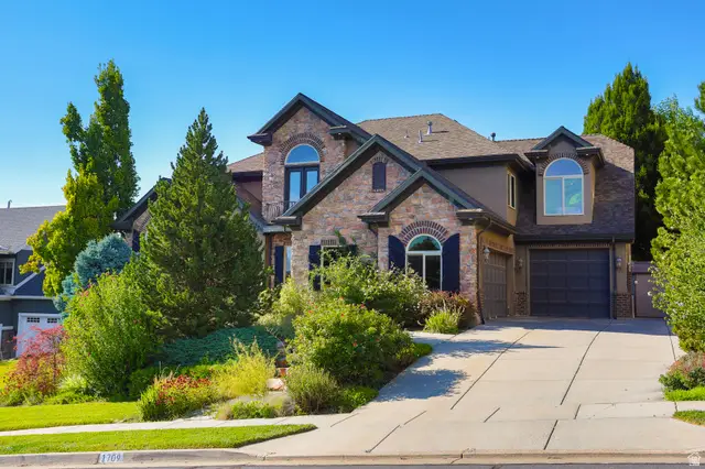 1709 E Deer Crest Dr, Fruit Heights, UT 84037 - #3