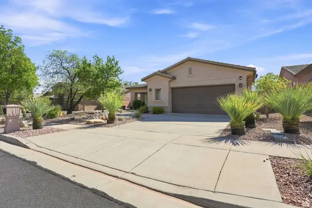 2255 N Prospector Ln E, Washington, UT 84780 - #2