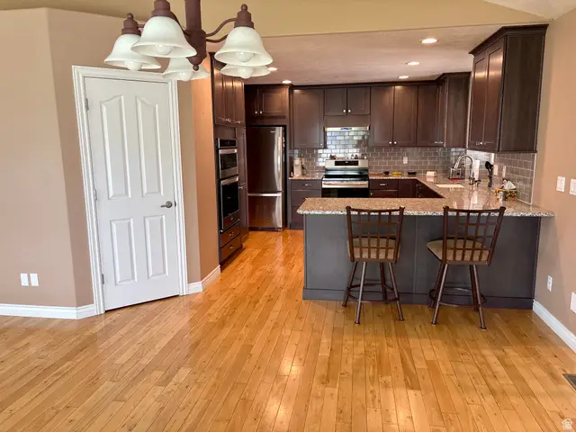 756 N Jessis Meadow Dr W, West Bountiful, UT 84087 - #3