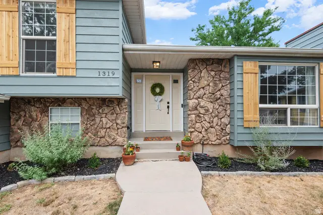 1319 Rainbow Cir, Layton, UT 84040 - #2