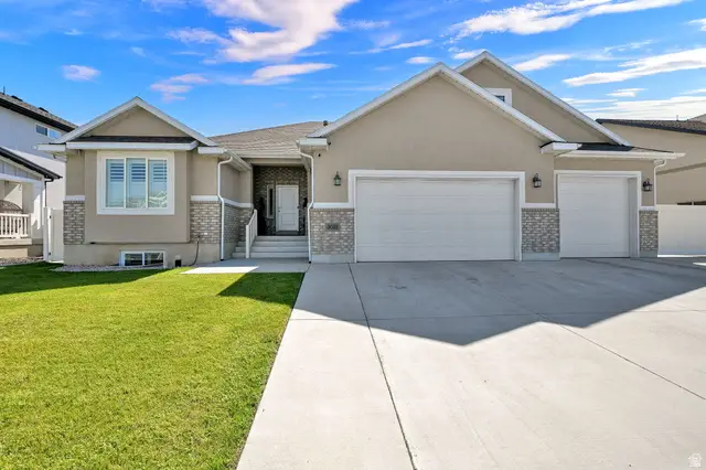 3032 S 2125 W, West Haven, UT 84401 - #3