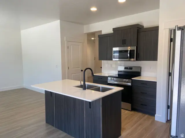 2296 E Alexander Ln, Saint George, UT 84790 - #2