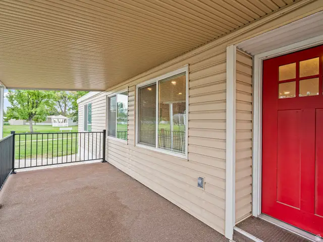 779 W Monte Bella S, Taylorsville, UT 84123 - #2