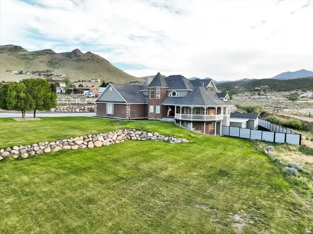 14656 S Rose Creek Ln W, Herriman, UT 84096 - #2