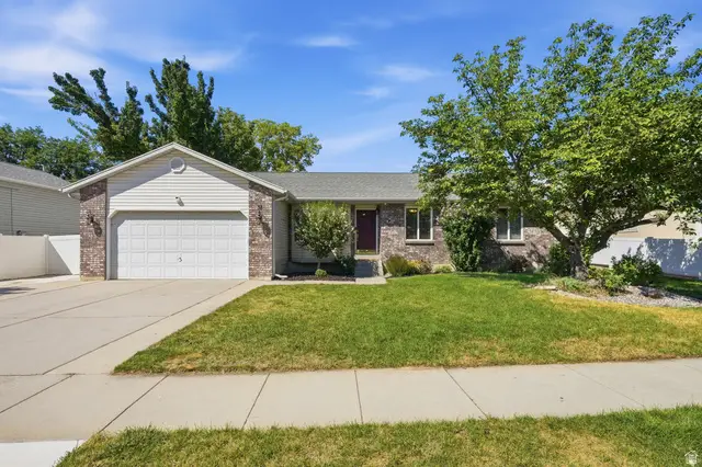38 W Clay Dr, Murray, UT 84107 - #1