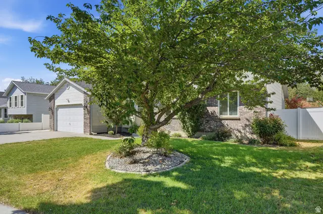 38 W Clay Dr, Murray, UT 84107 - #3