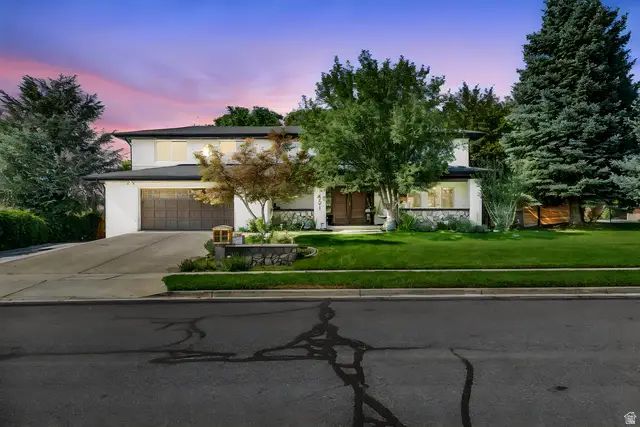 1451 E Longdale Dr, Sandy, UT 84092 - #1