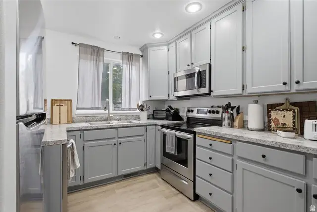572 N 1080 W, Provo, UT 84601 - #3