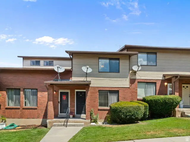 1113 Country Hills Dr #B2, Ogden, UT 84403 - #1