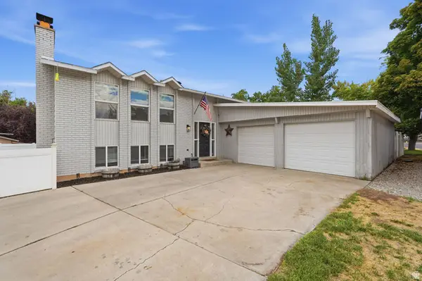 914 W 2600 N, Clinton, UT 84015