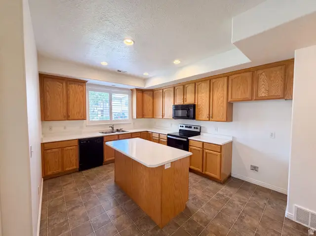 6943 W Bamburgh Way, West Valley City, UT 84128 - #2