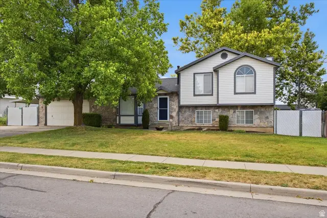 684 E 1550 S, Kaysville, UT 84037 - #1