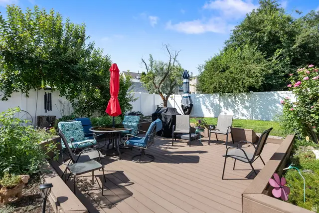 5386 S Clover Meadow Dr, Murray, UT 84123 - #2