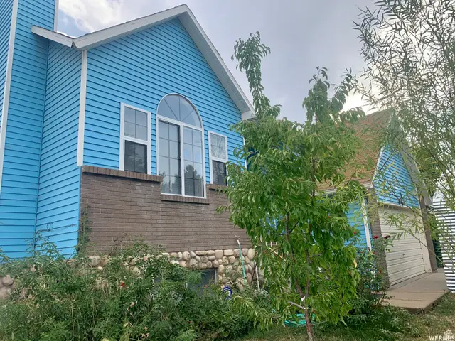 5767 W Dale Amour Dr, Kearns, UT 84118 - #2