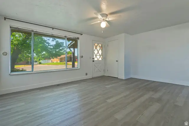 542 W 5225 S, Washington Terrace, UT 84405 - #3
