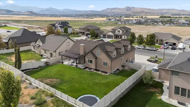 771 W Meadow Side Dr, Saratoga Springs, UT 84045 - #2