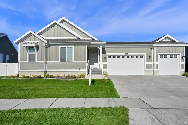 2431 N Hooded Crane Cir, Clinton, UT 84015