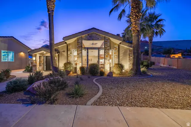 1297 W Lions Head Dr, Washington, UT 84780 - #2
