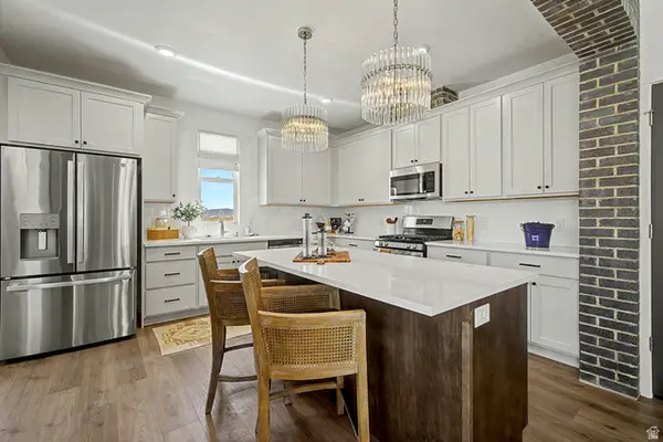 5391 W Centerfield Dr S #115, South Jordan, UT 84009