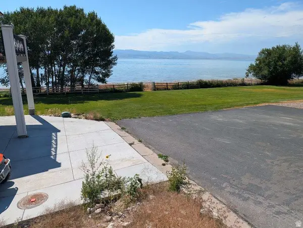 41 Chokecherry Rd #21, Saint Charles, ID 83272